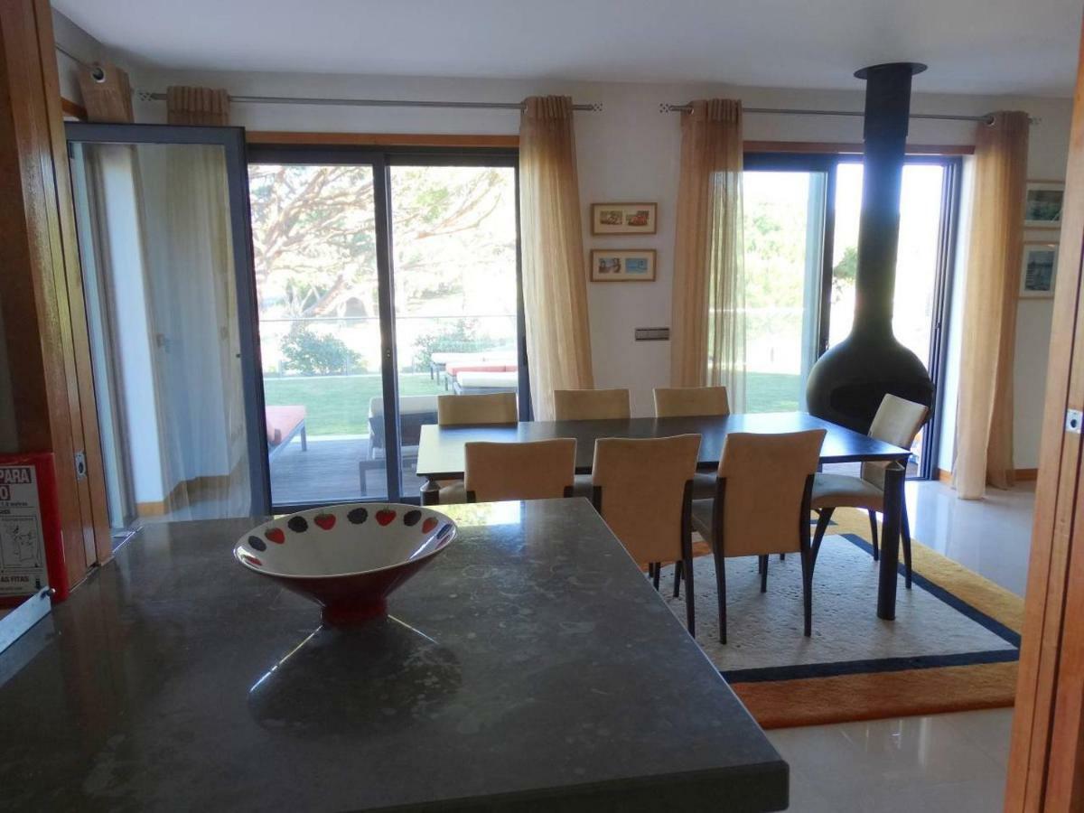 Apartamento Com 3 Quartos E Piscina ヴァーレ・ド・ローボ エクステリア 写真